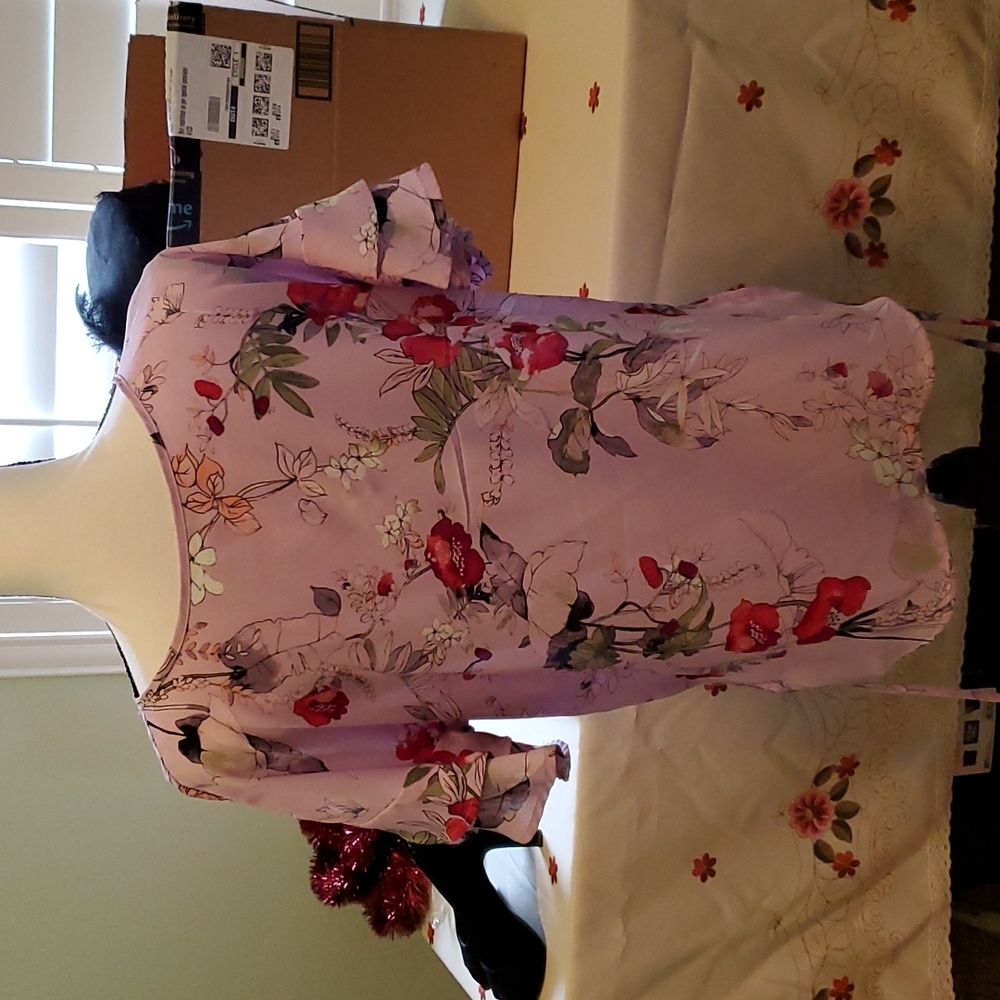 Pink blouse - Picture 2 of 2